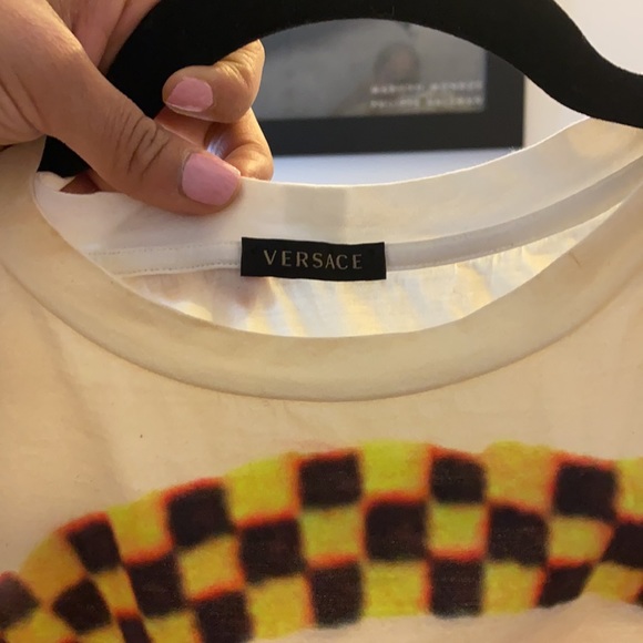 Vintage Versace tee - Picture 2 of 2